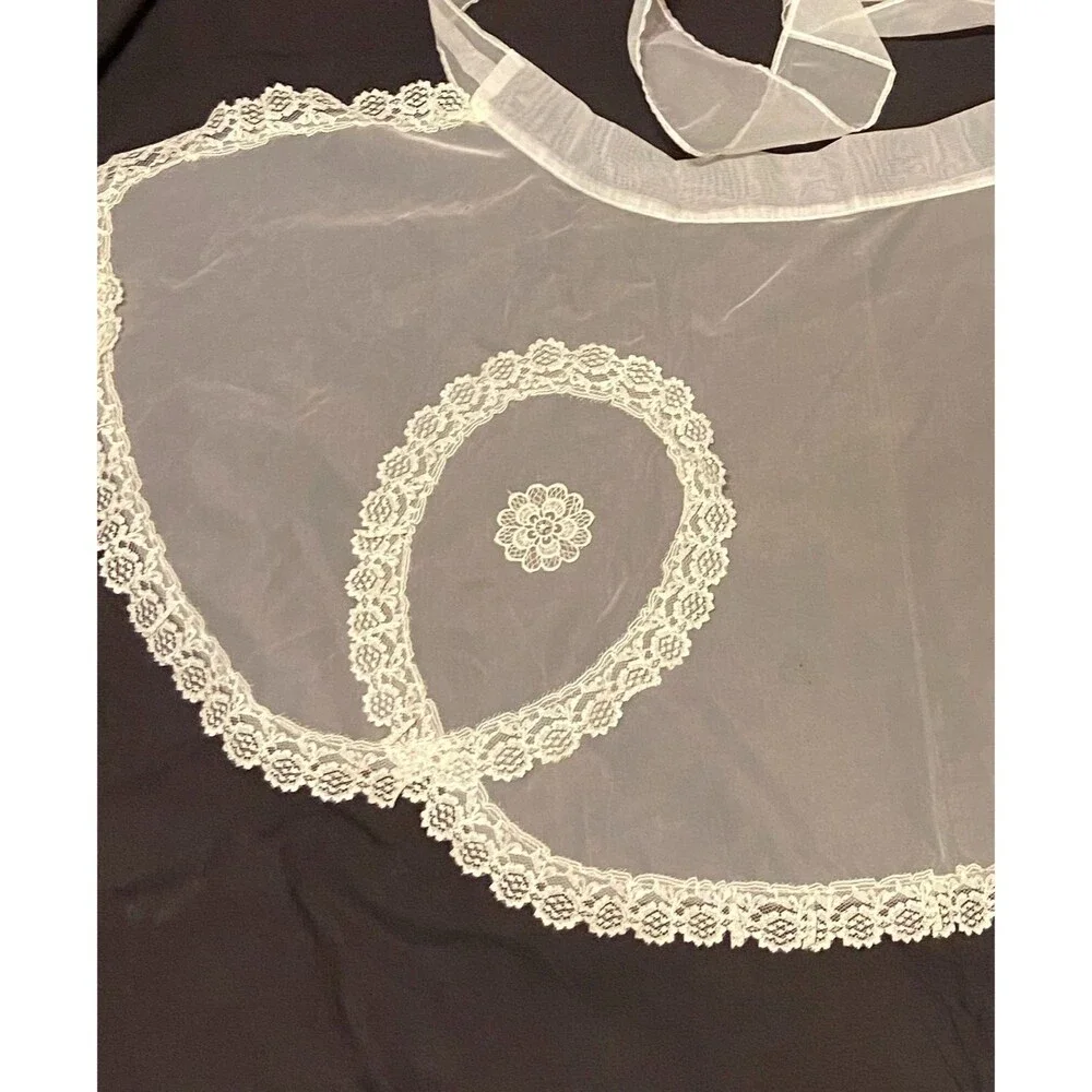 #5735 Womens Sheer Bride VTG White Lace Half Hostess Apron.